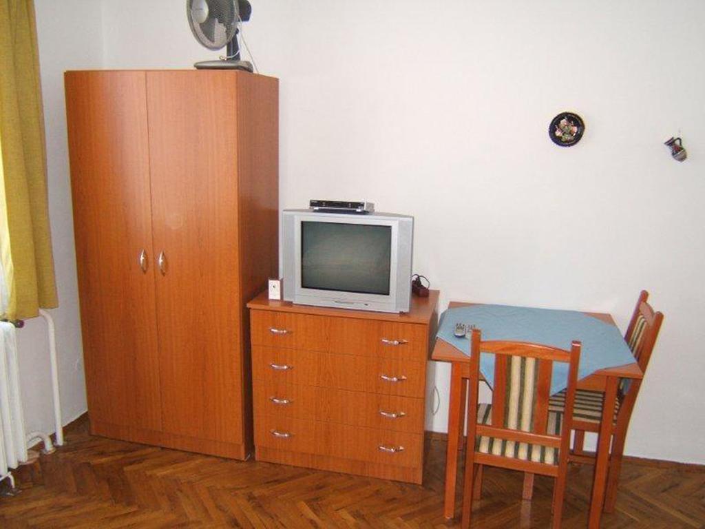 Pallosi Haz "A" Sárvár Buitenkant foto