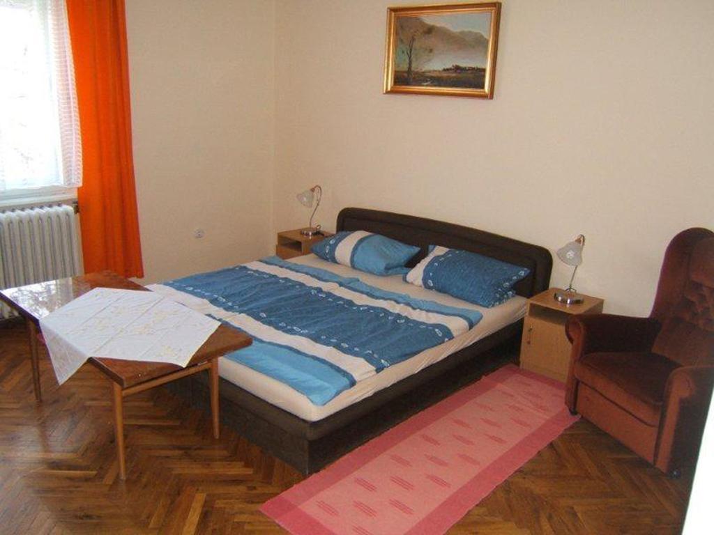 Pallosi Haz "A" Sárvár Buitenkant foto